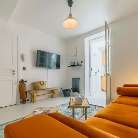 Superbe Centre De Биарриц